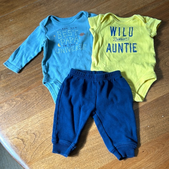Carter's 3 piece set - Picture 1 of 8